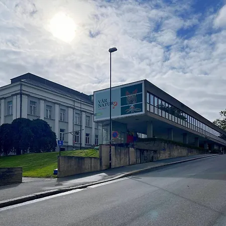 At Ap2 And Cozy 3 Apartment