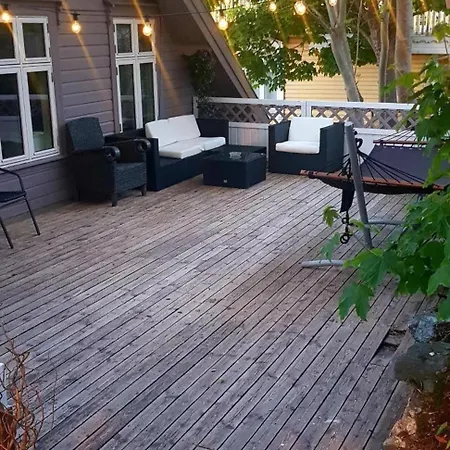 Charming 4-bedroom In * 스타방에르