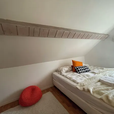 Charming 4-bedroom In Apartamento *